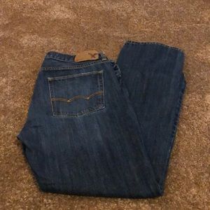 American Eagle men’s jeans
